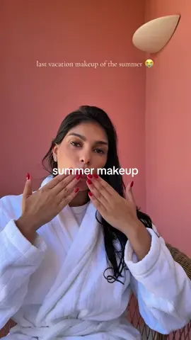my fall is heavy with travel but I will be drowning in work pray for me. Next two holidays are to India and Madrid!!!! #browngirl #browngirlmakeup #summermakeup #glowingmakeup 