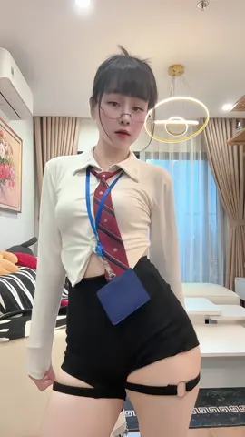 Nhớ em chưa??? 😆😆😆 #foryou #viral #fyp #trending #dance 