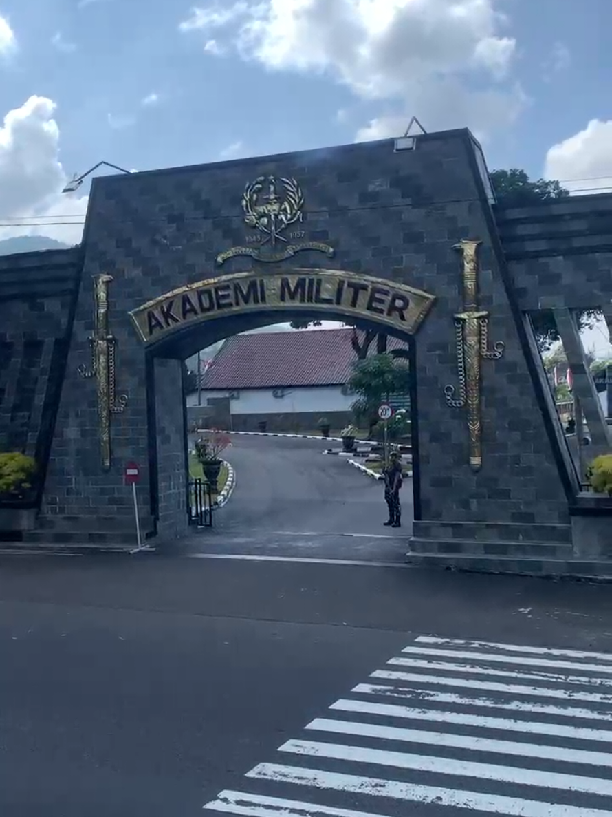 gerbang impian🤩#akademimiliter #lembahtidarmagelang #akmilmagelang #akmilvibes #fyp 