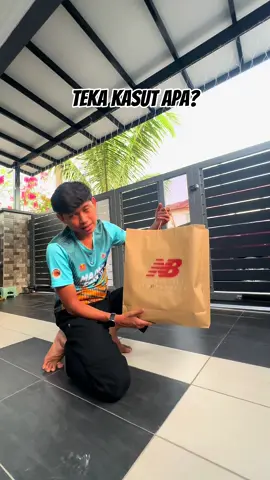 Betul ke saing saing Nvblst 5 & Evo sl? @Khalish Fitness 😬, atau korang yang pernah try New Balance Rebel V5 ni Cer komen👇🏻  @New Balance #newbalance #newbalancerebelv5 