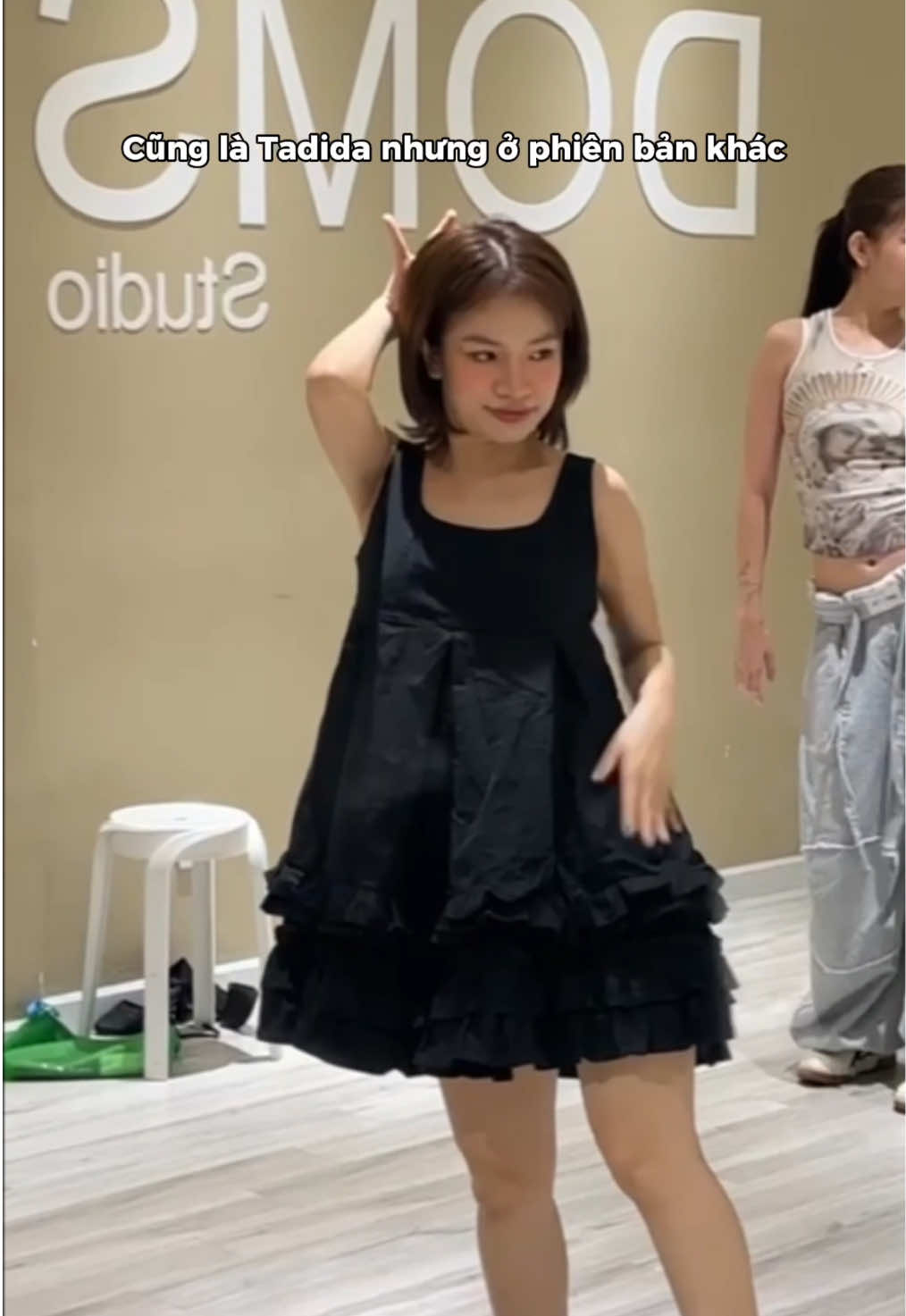 Tui xác nhận lắc hông hơn 100 cái mới có được thành quả mượt mà như trên sân khấu 💃💃💃 #LamBaoNgoc #EmXinhSayHi #EmXinh #EXSH
