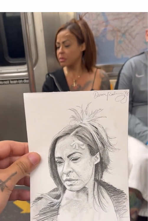 Draw for passers-by#drawing #change #challenge #stranger #move #happy #heartwarming