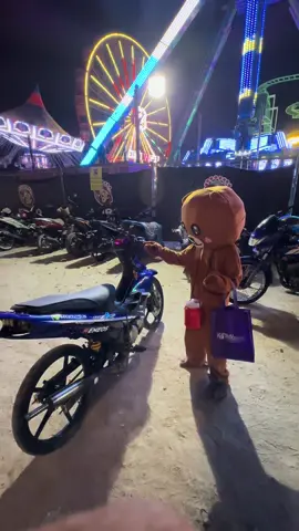 Bear ni ke yang viral dekat drawbrige..moto kita pon dia on🚀✅…Abang doakan adik dapat beli moto impian awak🤲🏻#rxz_members_official #rxzmembersofficial #drawbridgeterengganu #tiktokviral #fyp 