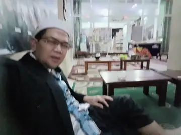 Assalamualaikum warahmatullahi wabarakatuh, selamat malam semuanya, semoga kita semua diberikan kesehatan lahir dan batin serta di mudahkan segala urusan nya, semoga di saat ekonomi sedang kurang baik jenis usaha apapun saat ini sedang tidak baik-baik saja akan tetapi kita harus tetap bersyukur atas segala nikmat nya dan semoga Alloh SWT segera memberikan jalan agar ekonomi Indonesia segera bangkit kembali. Aamiin YRA  #pyf  #pyfツ  #pyfツviral_❤ #bersyukur🤲🙈 #ekonomi segera bangkit 
