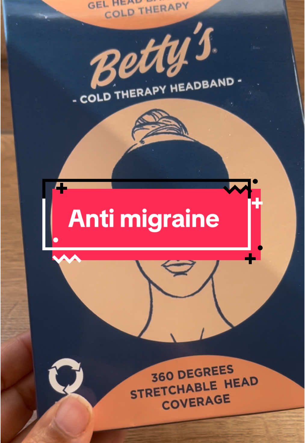 Depuis petite je souffre de migraine, ça peut durer 3 jours consécutifs, pendant ses 3 jours je suis ko et la seule chose qui me soulage c’est rester dans le noir et entourer ma tête avec un foulard comme faisait ma mère , je suis tomber sur ce bandeau qu’on peut mettre au frigo , il appaise vraiment la douleur et soulage vos yeux 👀, dites mois si vous connaissez #action #achataction #migraine 