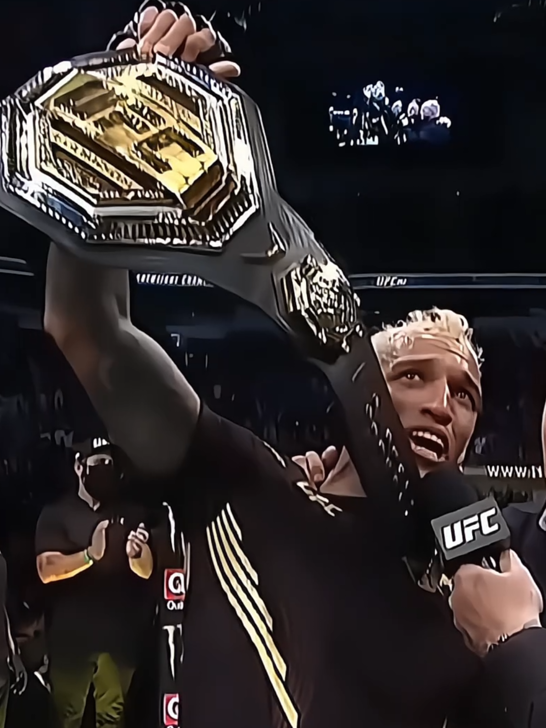 best ever❤️‍🩹 #charlesoliveira #charlesdobronxs #goat #champion #sad 