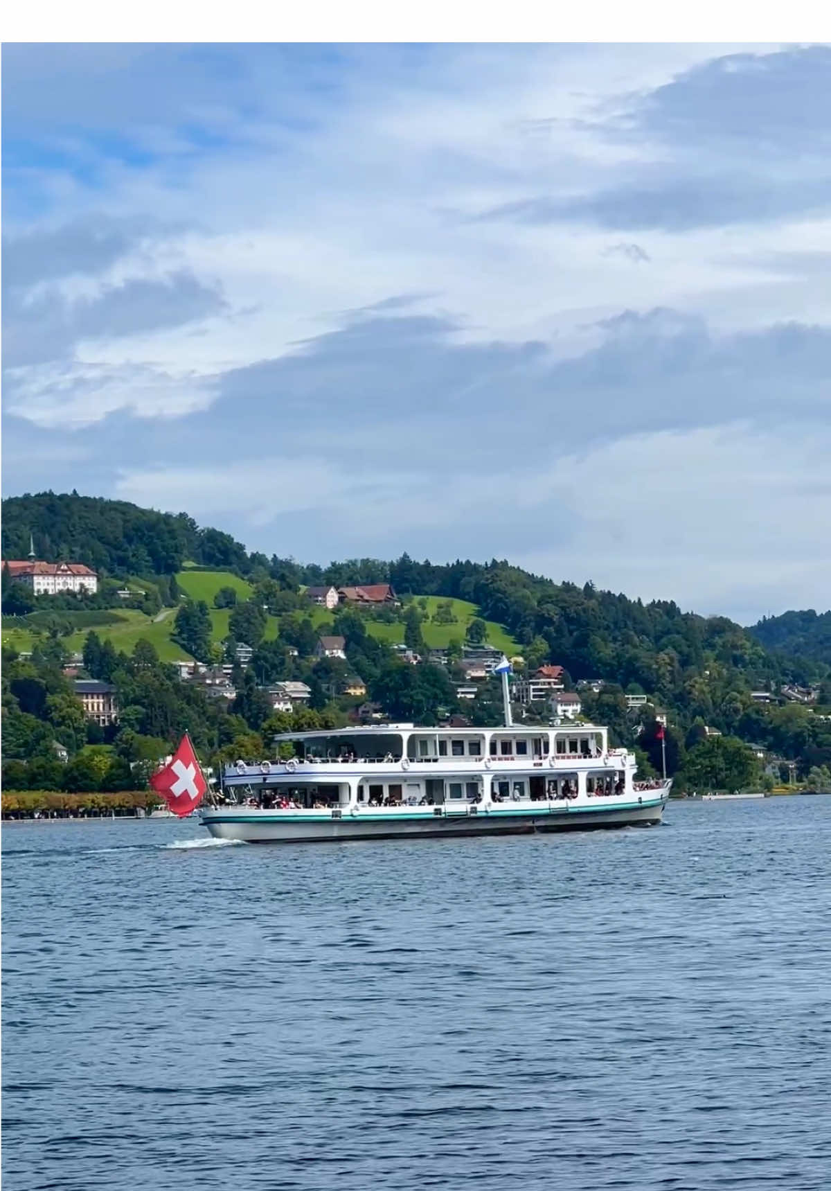 ❤️🇨🇭😍🏡🏔️🌱.                                          #switzerland #nature🇨🇭 #luzern #alpesuisse🇨🇭 #suisselife 