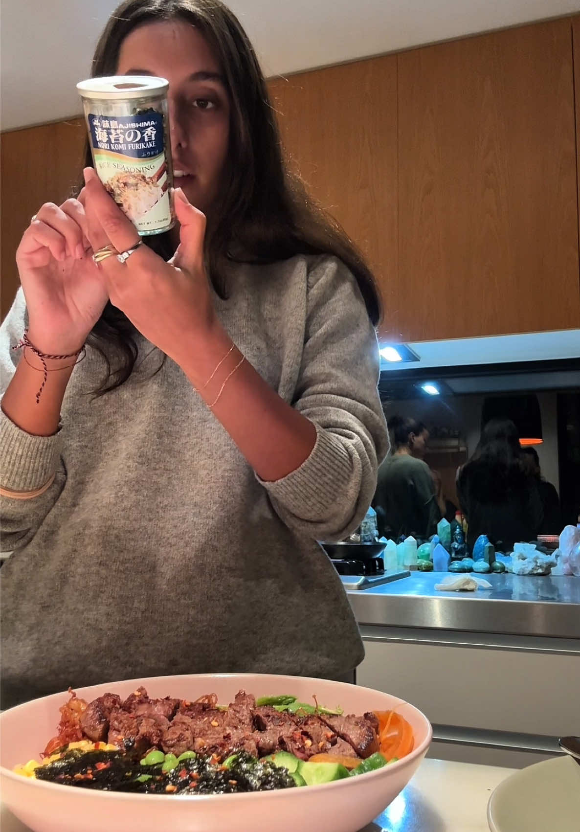 Make a steak poke bowl with me #pokebowl #steakpoke 