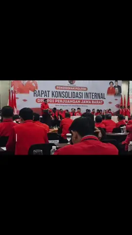 #CapCut Rapat Konsolidasi Internal DPD PDI Perjuangan Jawa Barat yg diperluas dihadiri KSB , Wakabid Organisasi DPC PDI Perjuangan Kabupaten/Kota se-Jawa Barat, Senin (25/08). Rapat ini merupakan tindaklanjut dari hasil keputusan kongres ke 6 di Bali. #PDIPerjuangan #dpcpdiperjuangankarawang 