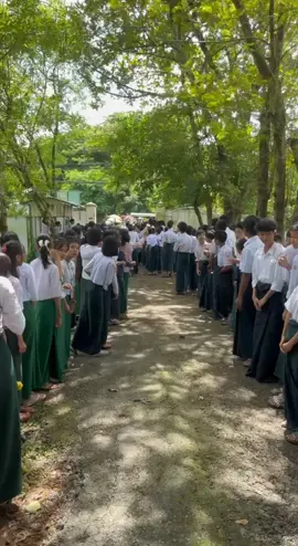 အထက၁ ကျောင်းက ကျောင်းဂုဏ်ဆောင်လေးတွေကိုကြိုဆိုပွဲ#viewမတက်ရင်ပြန်ဖျက်မာ #likeတောင်ရပါ့မလားမသိဘူး😓 #fyppppppppppppppppppppppp #ထ၁ဂုဏ်ဆောင်လေးတွေ 