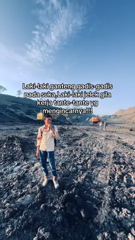 Adek sudah siap diculik tantehh@Nrs.man #tambangbatubarakalimantan #fypagetiktokviral 