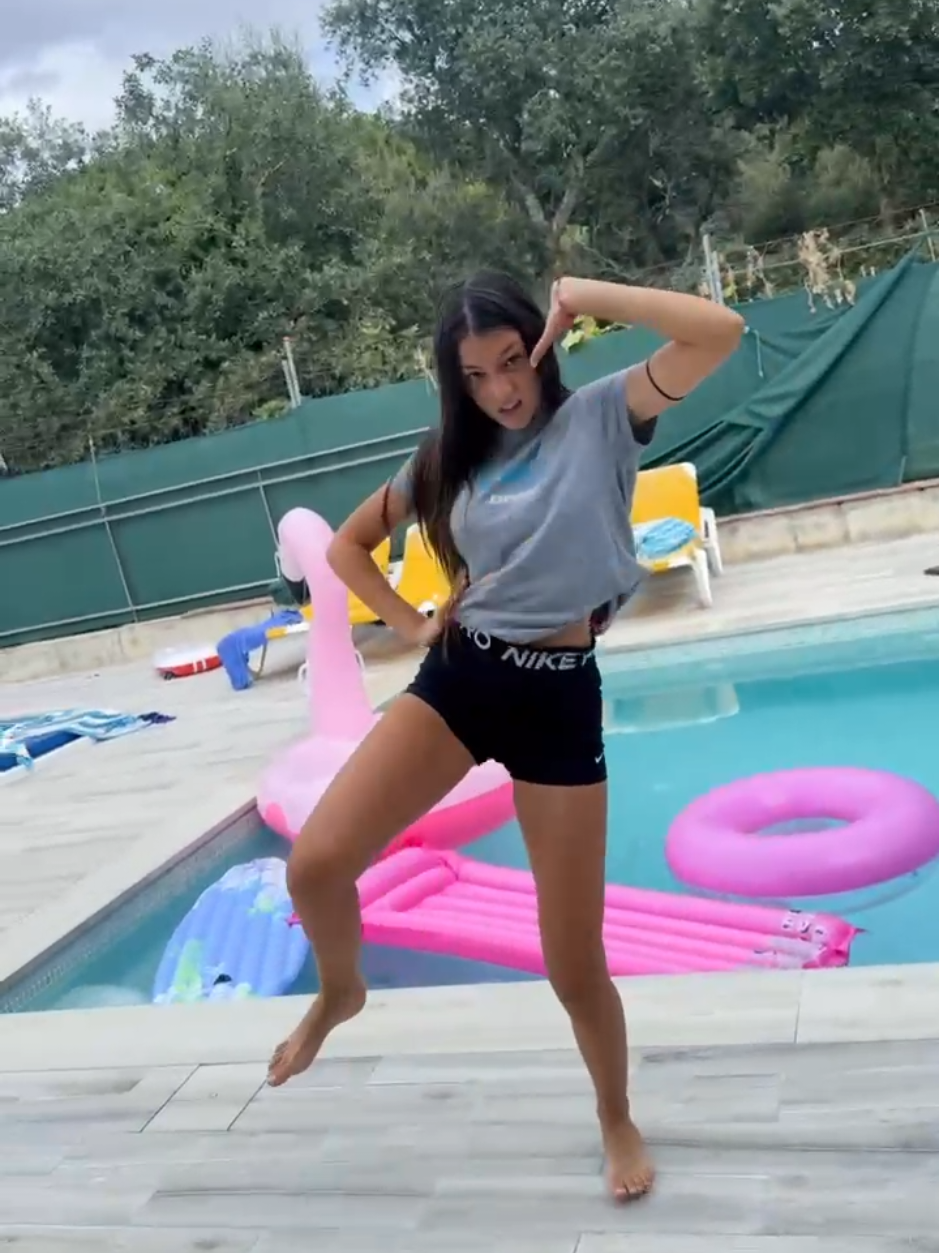después de 45mt de cardio🤣#entrenosotros #dance #Viral #creatorsearchinsight 