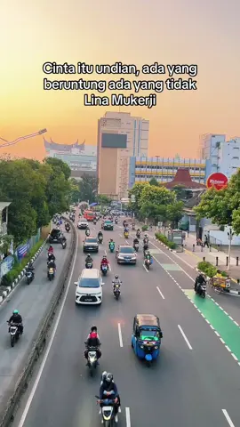 Cinta itu undian, ada yang beruntung ada yang tidak Lina Mukerji
