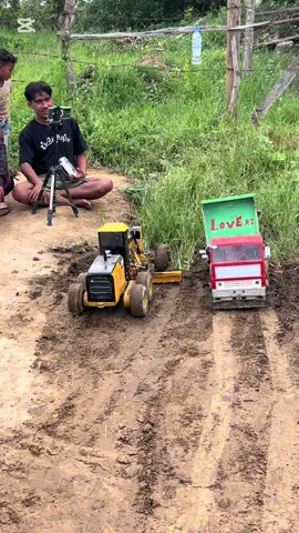 Rc truck #rctruck #rcb #toys #Rc #excavator 