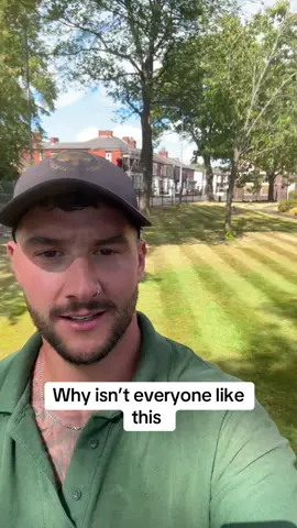 Never even met the guy , what a class guy perked my day right up that has #gardenersoftiktok #gardeninfluencer #legend #cocacola #fyp 