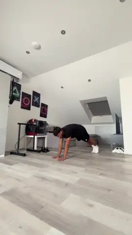 advanced diamond russian push up press #calisthenics #strenght #diamandhandstand #handstandpress #foryou 