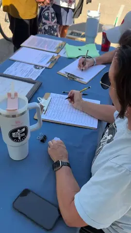Our volunteers do a great job getting all the clothing details from our guests experiencing homelessness. Before their shower, each guest receives a clean towel and washcloth, new t-shirt, new underwear, new socks, new shorts, and new sports bra for our female guests.  #cloudcoveredstreets  #homelessnothopeless  #homelessness  #nonprofit  #fyp 