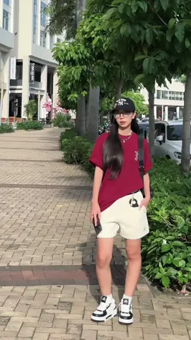 4 ngày nghỉ lễ, mặc gì để vừa trendy vừa khác biệt? Check ngay gợi ý từ MLB Crew: dạo phố chill, cafe thả dáng hay hội họp bạn bè đều ‘auto’ nổi bật 🔥 #MLB #MLBVN #MLBVietNam #MLBCREWVN #maison