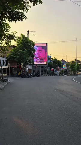 Pengene kerjo nek Bojonegoro tapi UMR melu Jepang #fyp #fypシ゚viral #bojonegoro24jam #bojonegoro_jawatimur #fyppppppppppppppppppppppp 