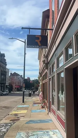 I had a ball at @Resist Booksellers 💕 #petersburgva #hopewellva #BookTok #blackbooktok 