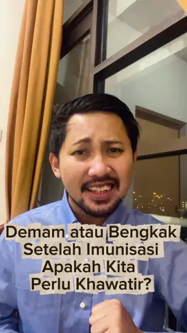 Anak demam atau lengan bengkak setelah imunisasi? Wajar kalau Ayah Bunda khawatir, tapi jangan panik, ya! Ini merupakan KIPI (Kejadian Ikutan Pasca Imunisasi), reaksi normal tubuh saat membentuk kekebalan. Biasanya ringan dan sebentar saja. Jadi, jangan takut ya Ayah Bunda! Imunisasi itu aman dan efektif melindungi anak dari penyakit berbahaya. Kalau mau tanya-tanya soal KIPI, Ayah Bunda bisa konsultasi cepat sama ahli di WhatsApp @keluargaberimun. GRATIS 24 jam! Kunjungi cek.keluargaberimun.id/adamprabata-ags atau chat ke WhatsApp 0821-4274-9707 #KeluargaBerimun #ImunisasiLengkap #DemamImunisasi #CintaiBuahHati #BerikanImunisasi