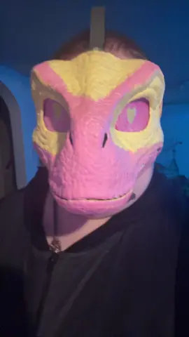 #nebulatheraptor #dinomask #furry 