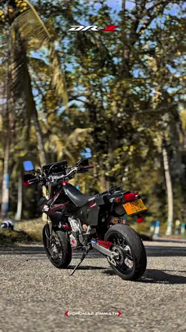 Kollo aşama ewa 🖤.                                 #suzuki #drz #400 #supermoto #viral #tiktok #trending #CapCut #1millionaudition #viral #tiktok #trending #nittambuwa🤟💫 @𝗔 𝗿 𝗼 𝗦 𝗵 🪼 