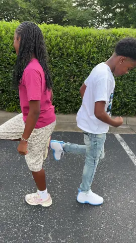 Middle school #backtoschool #OOTD #Siblings 