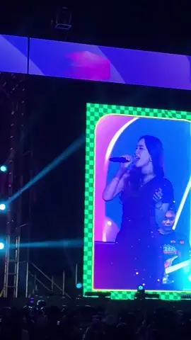om adella difarina  indra alun2 kebumen fest 2025#kebumenfest2025 #fyp #omadellaamc #alunalunkebumen 