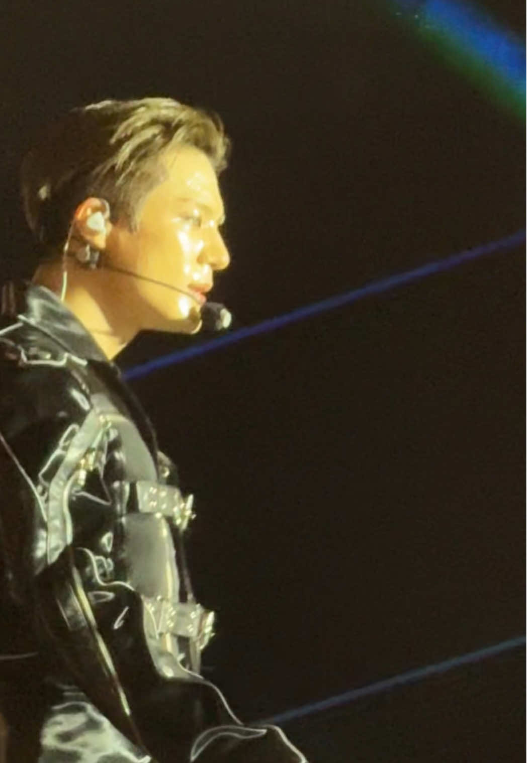Jeno is literally a Greek statue come to life 🥲🙏🏻 #JENO #nctdream #thedreamshow4_in_bkk 