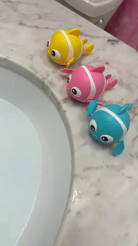 Juegos a la hora del baño 🛀🏻 para tus niños ✨🌟#creatorsearchinsights #tiktokshop #kids #toys #parati 