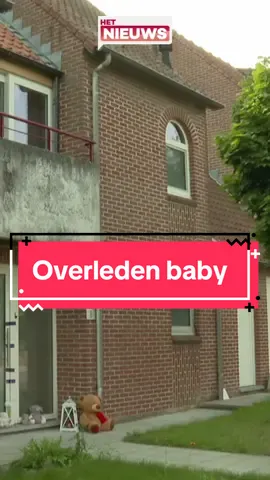 De vader zou zijn kind zwaar door elkaar hebben geschud. Enkele dagen later overleed het aan de verwondingen. De omstandigheden rond het overlijden van de baby worden volop onderzocht. De vader wordt ook verdacht van slagen aan zijn ander kind van tien jaar oud.#fy #foryou #voorjou #fyp #tvoost 
