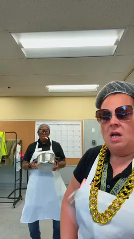 #breakroomchronicles @Melly ❌️ 