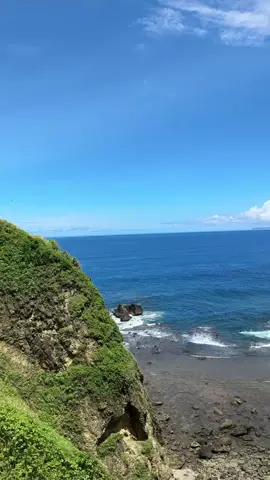 POV: living the postcard 🏡 #homeofthewinds #BatanIsland #Batanes 