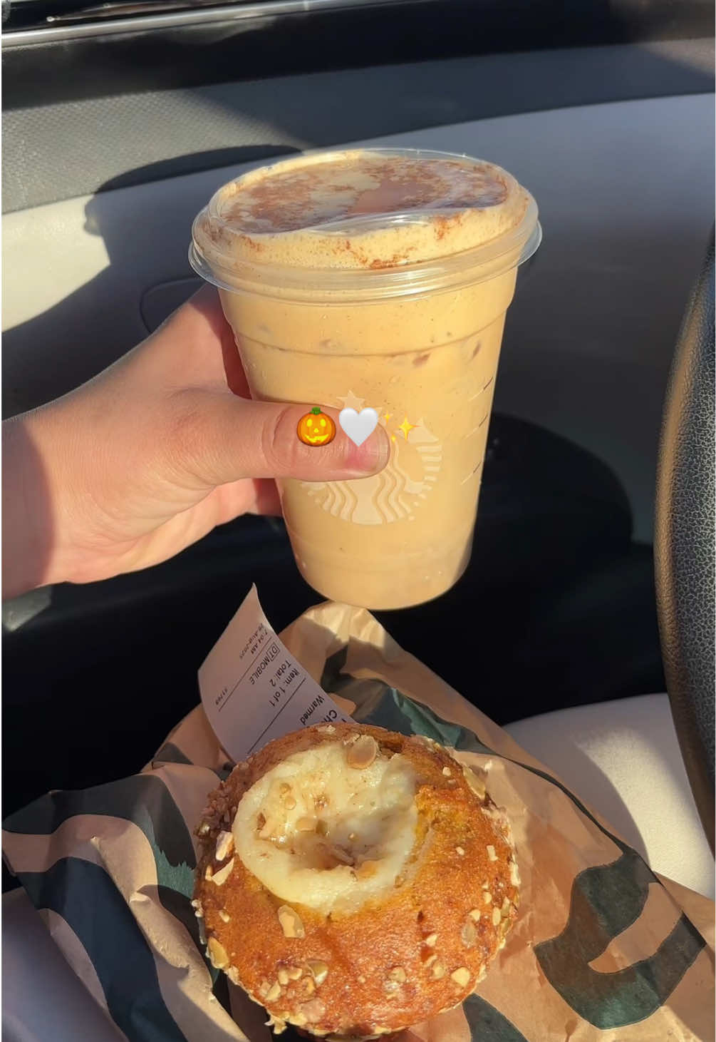 Been waiting for this one 🎃🤍✨ #starbucks #pumpkinseason #starbucksfalldrinks #fy #tiktok @Starbucks 