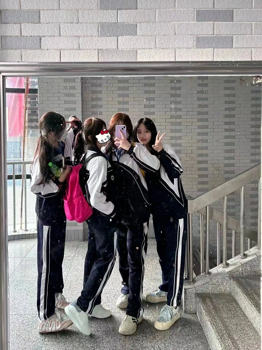 What makes you excited about going to school?#🇨🇳 #中国 #中国女孩 #shenzhenhighschool #foryoupage 