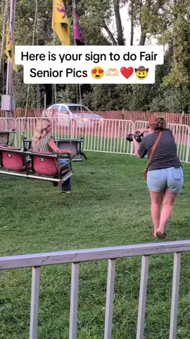 😍🫶🏻❤️🤠 Bella's Fair Senior Pics are absolutely amazing. A special thank you to the best photographer  @Carlie Sutherby  #senior #senioryear #seniorpictures  #seniorphotos #country 