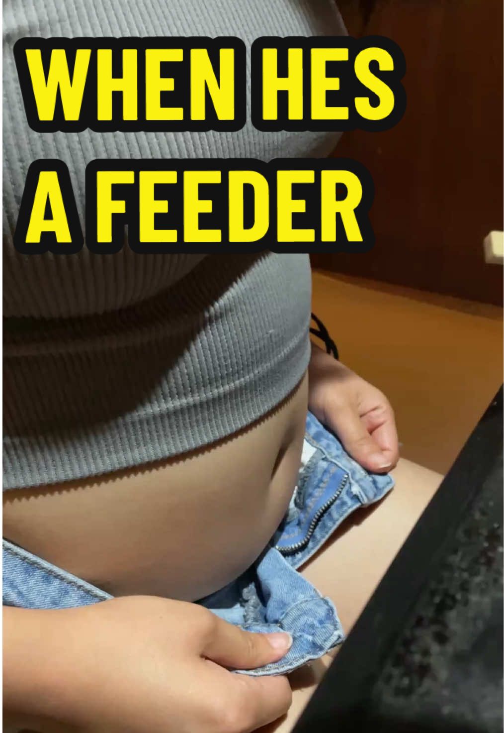 get fat? make me gain weight?? sybau #fyp #bigbelly #weightgain #feeder #foodbaby 