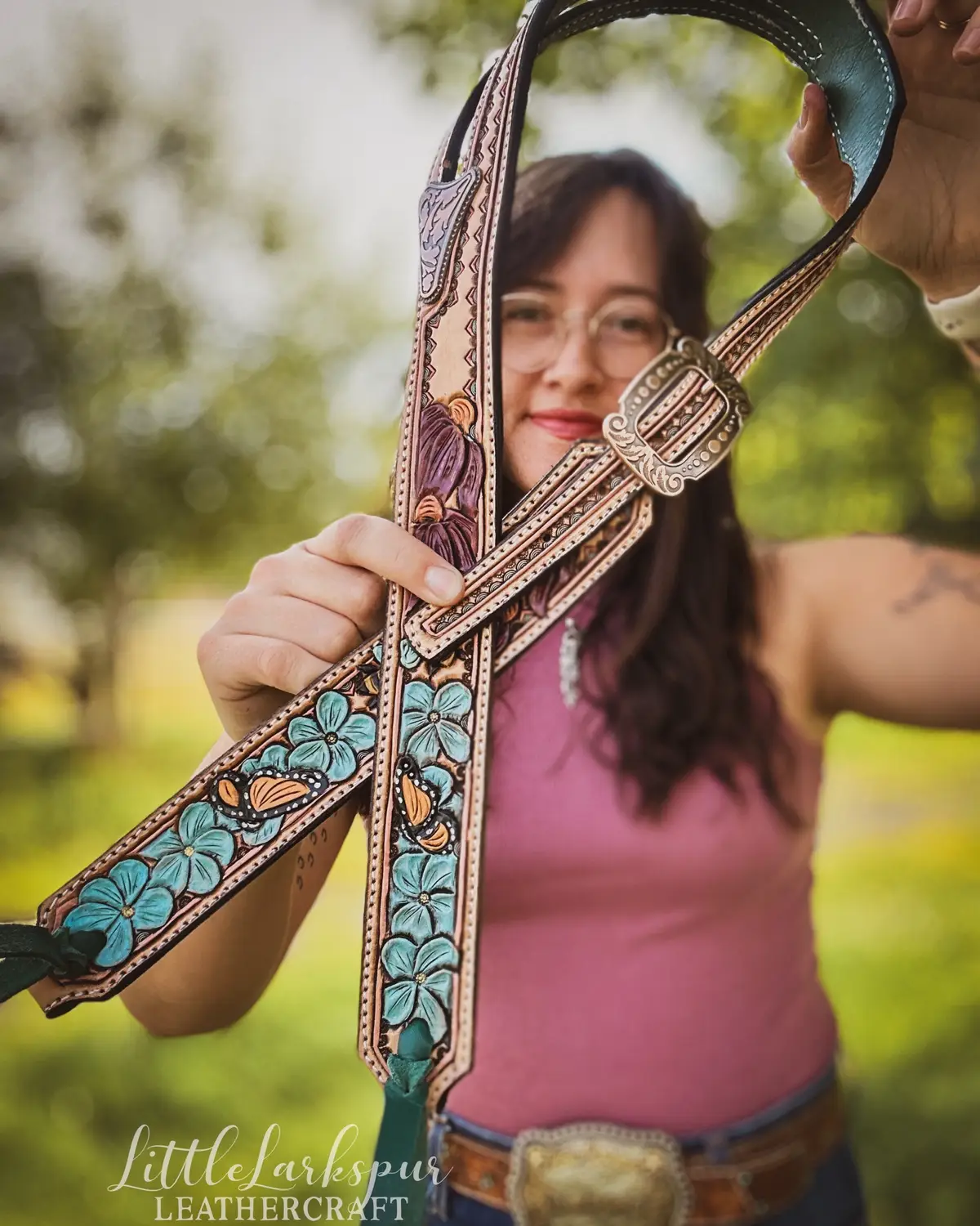 Posing with this bridle like a man with his 🎣 Remember the great Hummingbird Bridle Scandal of July? Well, I’ve made another to make up for it! Plus, three new split ear headstalls. ✨ Available Friday at 5 PM Pacific ✨ ▫️ Hummingbird headstall: 39”–45” bit to bit ▫️ Split ear headstalls: 38”–44” bit to bit #Leatherwork #Headstall #Bridle #WesternTack #HorseTack 
