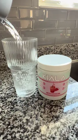 Starting my mornings off right  ☀️ #kialagreens #glasscupswithstraw @J.Joy shop 