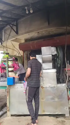 Naike#funnyvideos #shuraimbhojani #viral #fyyyyyyyyyyyyyyyy #pakistan 