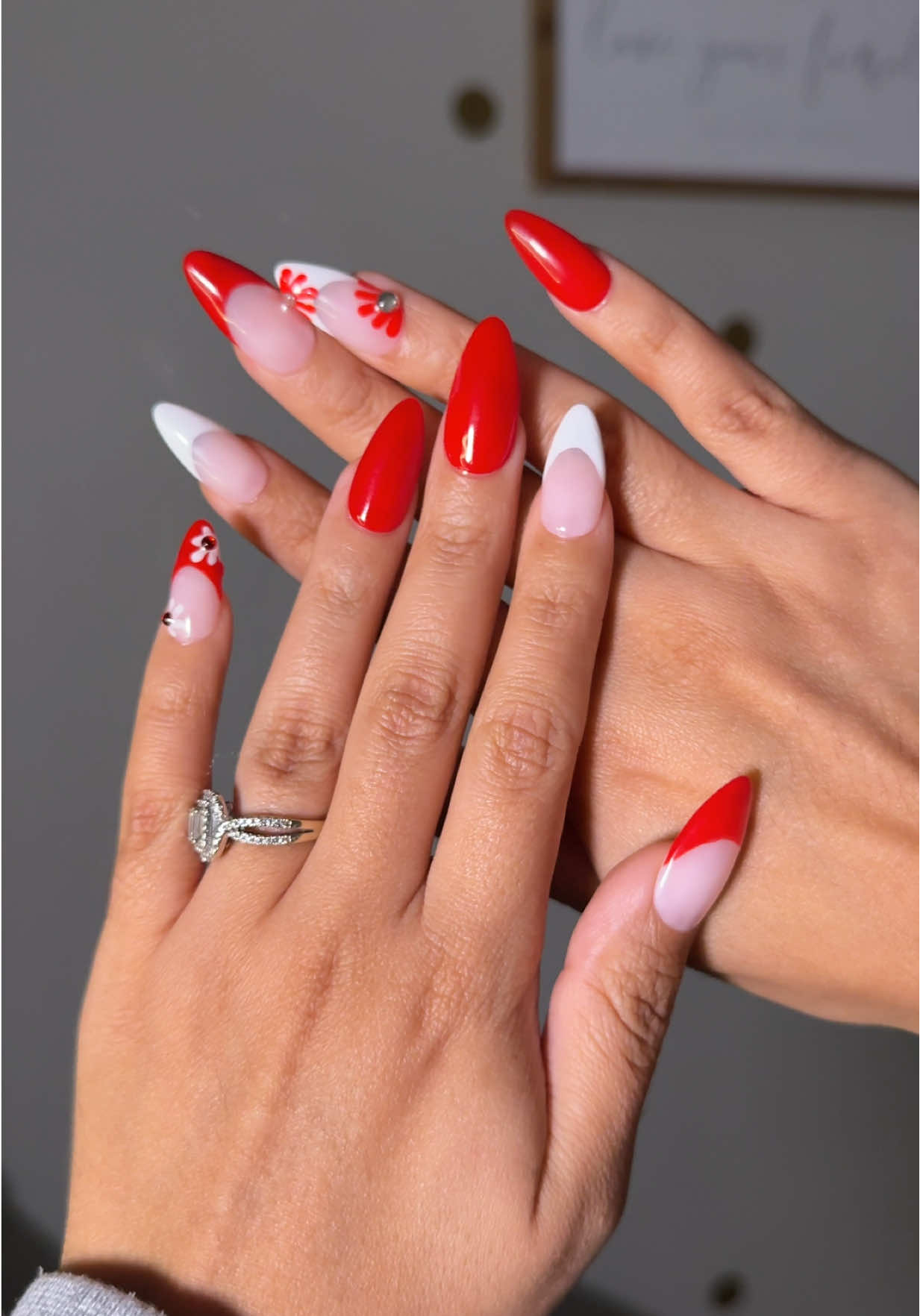 Custom Press ons never looked so good 😮‍💨👏🏼  @Mylee Funk did an amazing job! 😍 check our her IG- Vegatalons  if you want some good quality custom press ons, she’s your girl!  #nailtok #pressonnails #nailtransformation #utahinfluencer #utahcontentcreator 