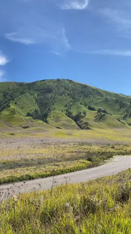 andai matamu melihat aku           #bromotenggersemeru #bukitteletubiesbromo #fyp 