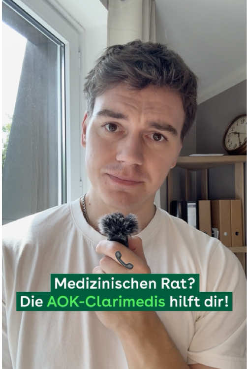 Warst du mal beim Arzt und hast dich danach gefragt: „Was hat er eigentlich gesagt?“ 🤔 | @Vincent   Manchmal verlassen wir die Praxis mit mehr Fragen als Antworten. Oder wir brauchen kurzfristig medizinischen Rat – etwa vor einer Reise, wenn unklar ist, welche Impfungen nötig sind. 🧳💉 Für genau solche Fälle gibt es die AOK-Clarimedis: Rund um die Uhr erreichbar – exklusiv für AOK-Versicherte. Ein interdisziplinäres Team aus medizinischen Fachkräften (z. B. Hebammen, Ernährungsberater, Apotheker, Zahnärzte) geht individuell auf deine Fragen ein. 📞 Deutschlandweit: 0800 1 265 265 (kostenfrei) 📞 Aus dem Ausland: +49 30 856 142 93 (Die Kosten richten sich nach dem Tarif des jeweiligen ausländischen Netzbetreibers.) Dieser Inhalt wurde von unserem Fachteam geprüft. Quelle: AOK: AOK-Clarimedis: medizinische Informationen am Telefon #AOK #Krankenkasse #Angebot #Leistung #Symptome