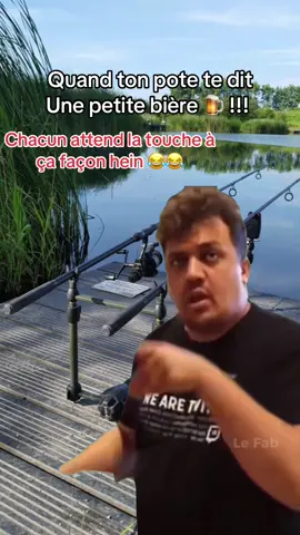 Bonne idée ou pas alors ? Vous faite quoi quand vous attendez le départ de la carpe ??? #Meme #pêche #fishing #fishinglife #humour 