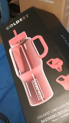 #waterbottle #coldest #mysterybox #water Oh yeah
