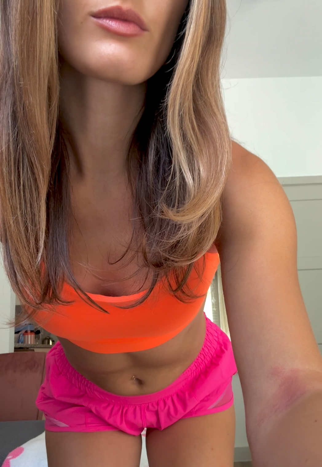 the most PERFECT sports bra and not over $100 thank you @CRZ YOGA for letting me live my sunset dreams on a budget #Running #workoutset #pilates #yoga #OOTD 