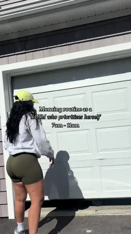 Yes my shorts were on backwards and I fixed them in the car 🙃 #morningroutine #morningvlog #toddlerhomeschoolmom #postpartumjourney 