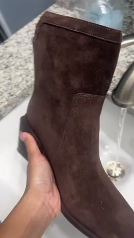 Fall boots loading  #fallboots #boots #vincecamuto #tiktokshopcreatorpicks #tiktokshoplabordaysale 