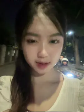 Yg dibelakang😭